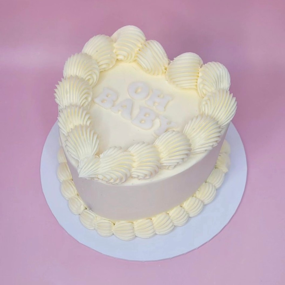Gender Reveal Cake from The Sugar Fairy