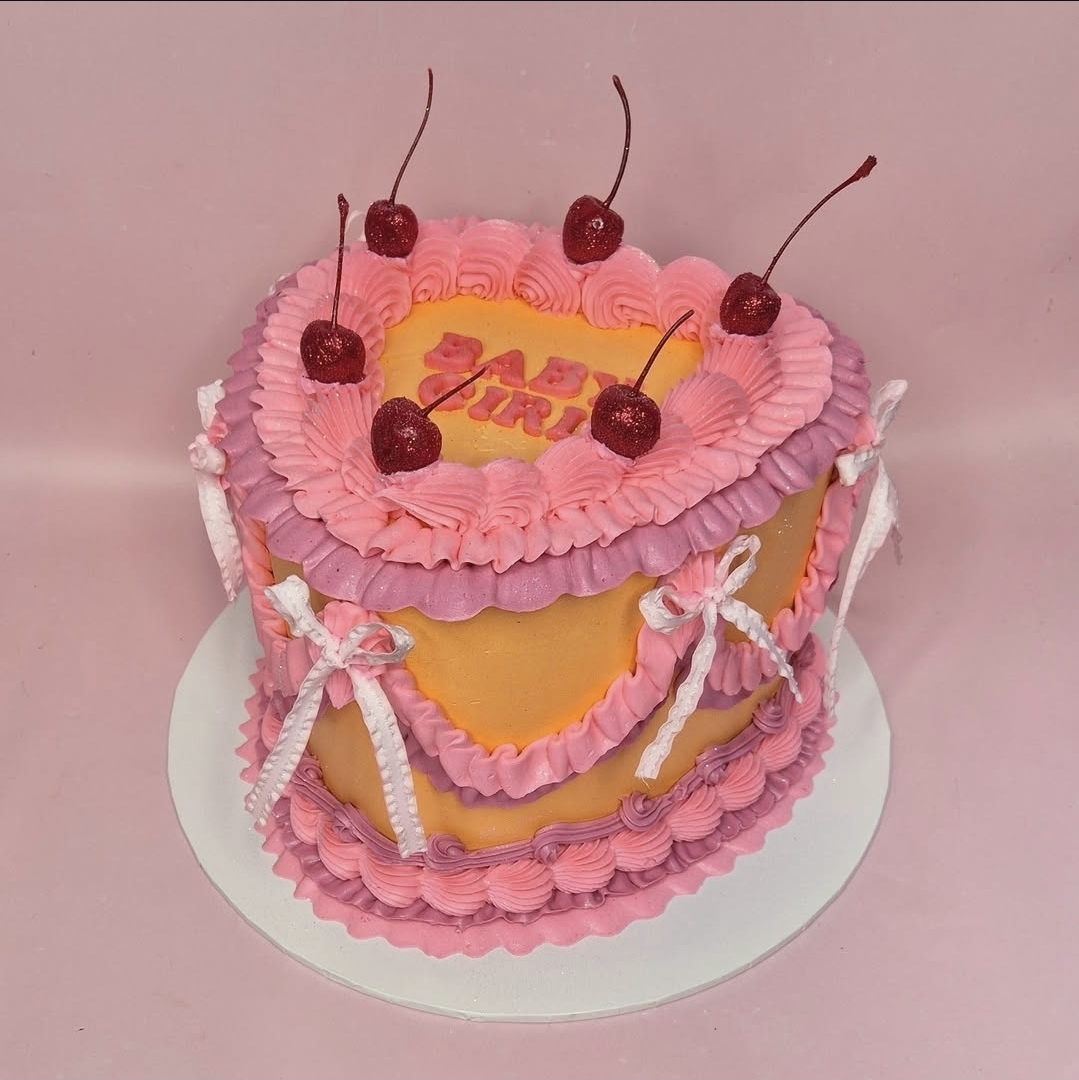 Vintage Cake from The Sugar Fairy